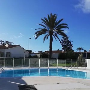 https://bungalow-near-yumbo-and-the-beach.in-canary-islands.com
